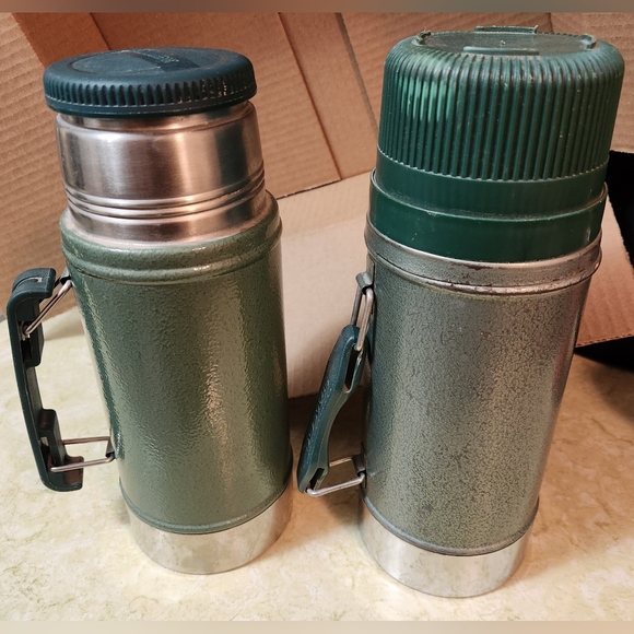 Vintage Stanley Classic Green Thermos Pair - Picture 3 of 10